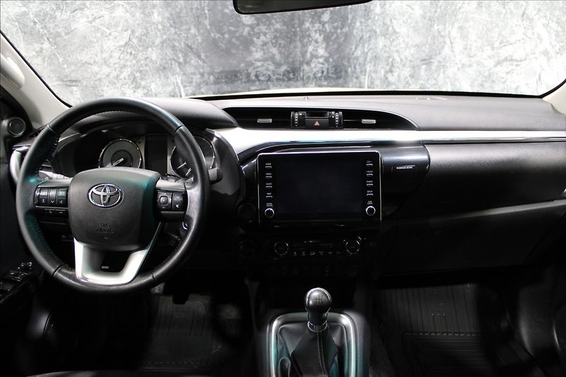 Toyota Hilux 2,4 D-4D 150 4x4 1.majitel, CZ - fotka 30 z 33