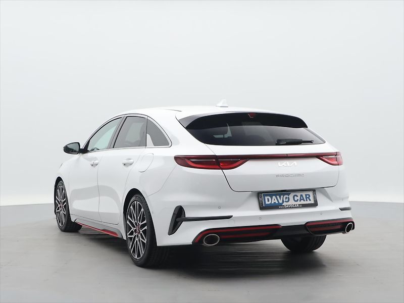 Kia ProCeed 1,6 T-GDI 150kW GT DCT DPH - fotka 5 z 34