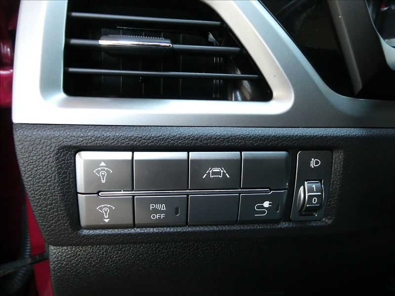 SsangYong Korando 1,5 1.5T-GDI,Style,4x4,automat - fotka 34 z 42