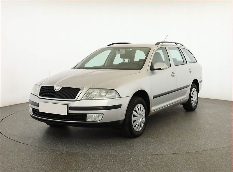 Škoda Octavia (2006) 1.9 TDI, po STK, Klima - fotka 2 z 14