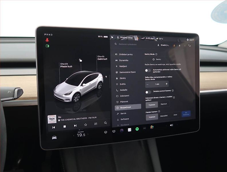 Tesla Model Y (2022) Long Range AWD 79kWh, SoH 93% - fotka 26 z 33