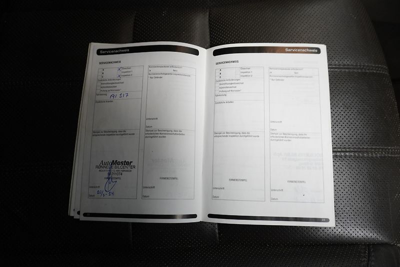 Land Rover Range Rover Sport 3,0 TDV6 4WD AUTOMAT - fotka 39 z 39