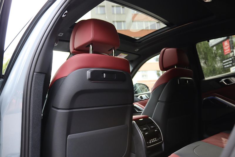 BMW X6 (2026) XDRIVE 40i G06 M-SPORT 280kW - fotka 33 z 50