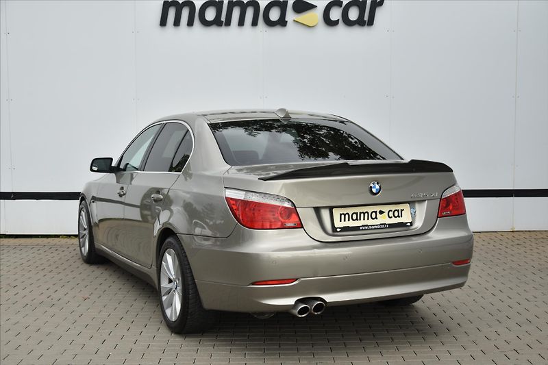 BMW Řada 5 535xi 225kW 4x4 - fotka 5 z 27