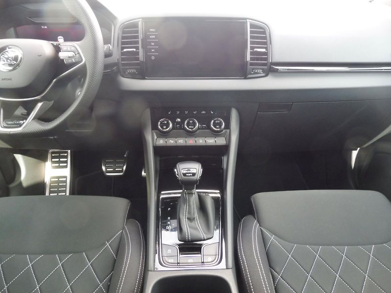 Škoda Karoq (2024) SportLine 2,0 TDI 110kW DSG 4x - fotka 11 z 29