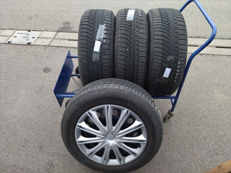 Volkswagen ID.Buzz Cargo 150kW CZ DPH Matrix - fotka 28 z 35