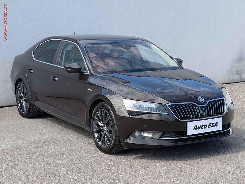 Škoda Superb (2017) 2.0TDi 4x4, ČR, DSG, navi - fotografie inzerátu