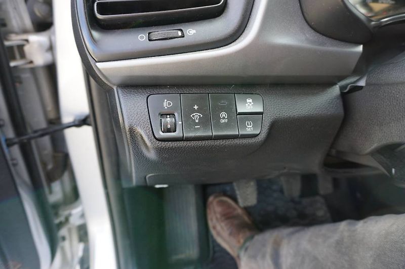 Kia Rio (2021) 1,2 1MAJ NOVÉ V ČR - fotka 26 z 28