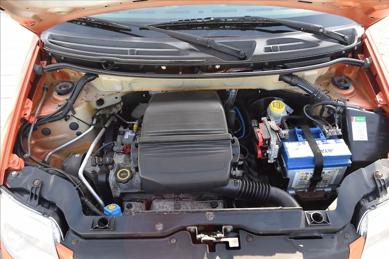 Fiat Panda 1,2 i 44KW AUTOMAT KLIMA ALU - fotka 48 z 49