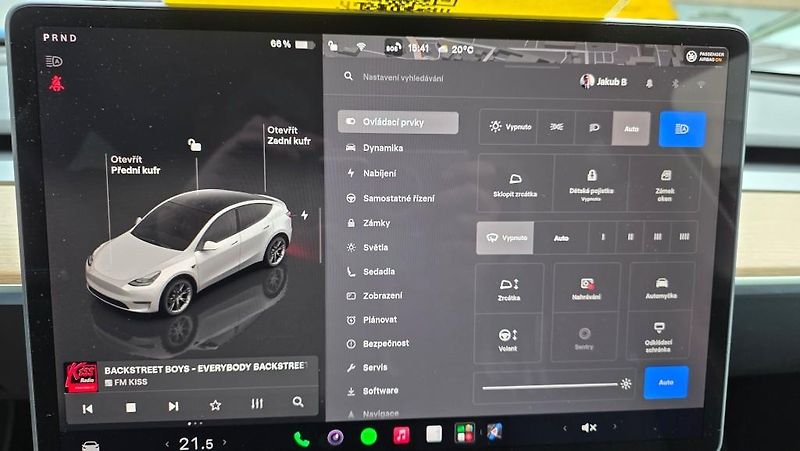 Tesla Model Y (2023) Long Range AWD DE SoH 91,2% - fotka 21 z 40