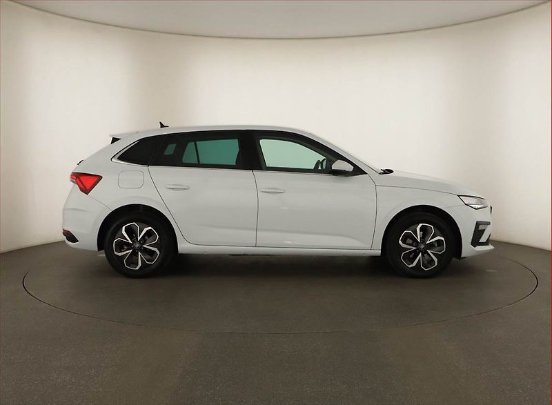 Škoda Scala (2025) 1.0 TSI, Top Selection, FullLe - fotka 6 z 14