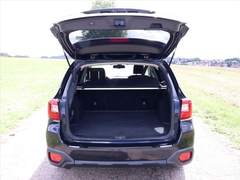 Subaru Outback 2,5 i 129kW Aut. AWD Kůže CZ - fotka 9 z 39
