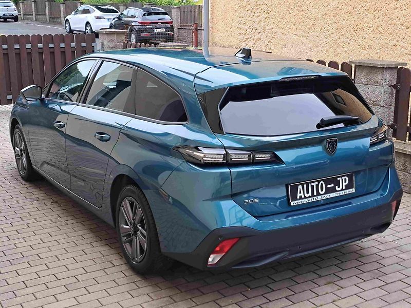 Peugeot 308 (2023) SW 1,2 PT EAT8  LED 16ALU NAVI - fotka 5 z 19