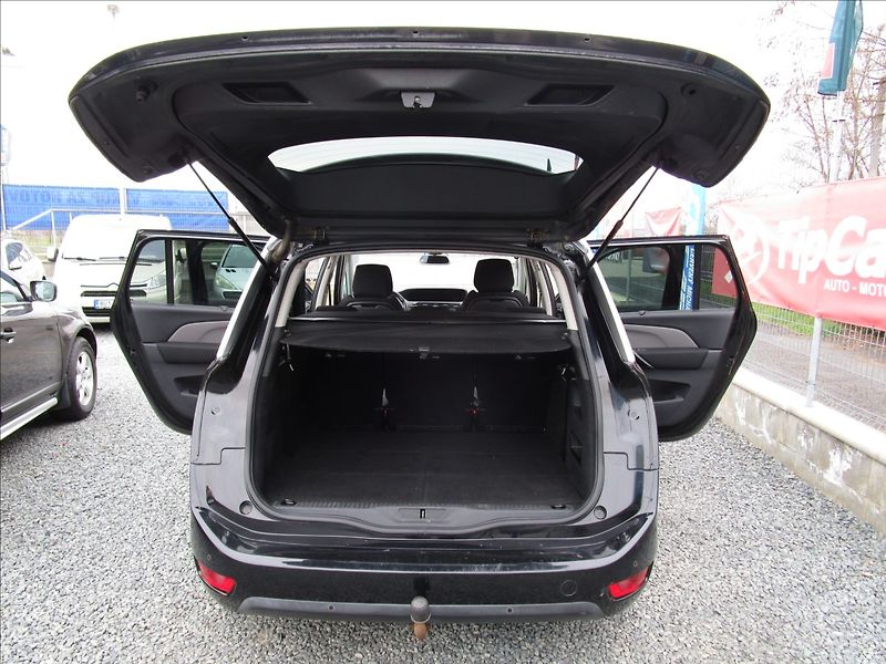 Citroën Grand C4 Picasso 2.0HDi aut. Klima, 7 míst - fotka 42 z 50