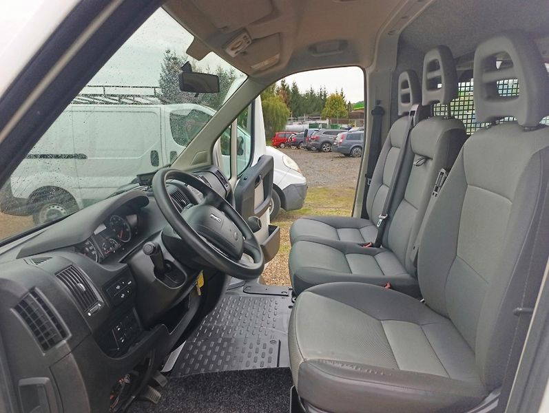 Peugeot Boxer (2014) 2.2Hdi L2H1 klima tažné - fotka 8 z 14