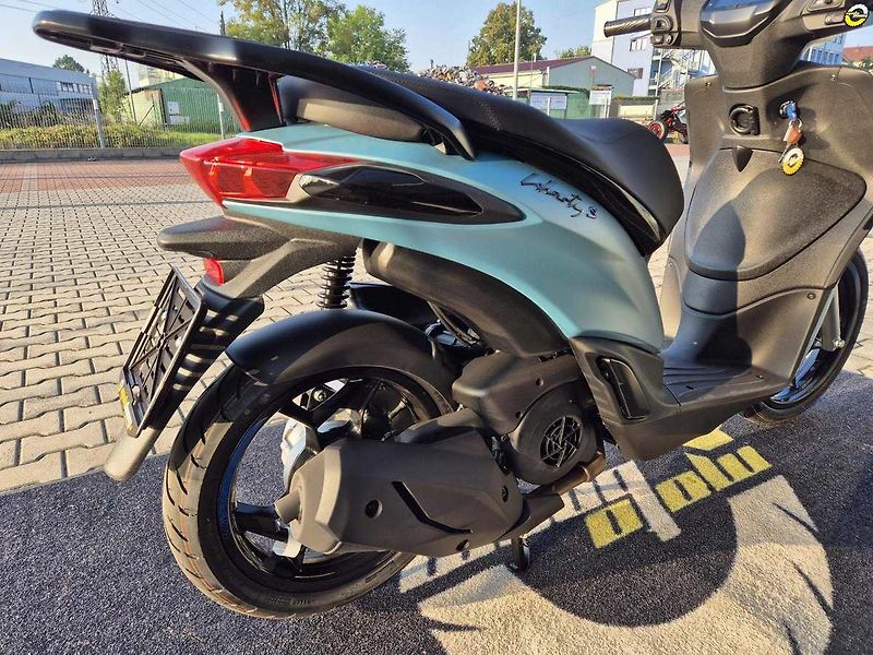 Piaggio Liberty 125 iGET (2026) Liberty 125 S E5+ - fotka 32 z 39