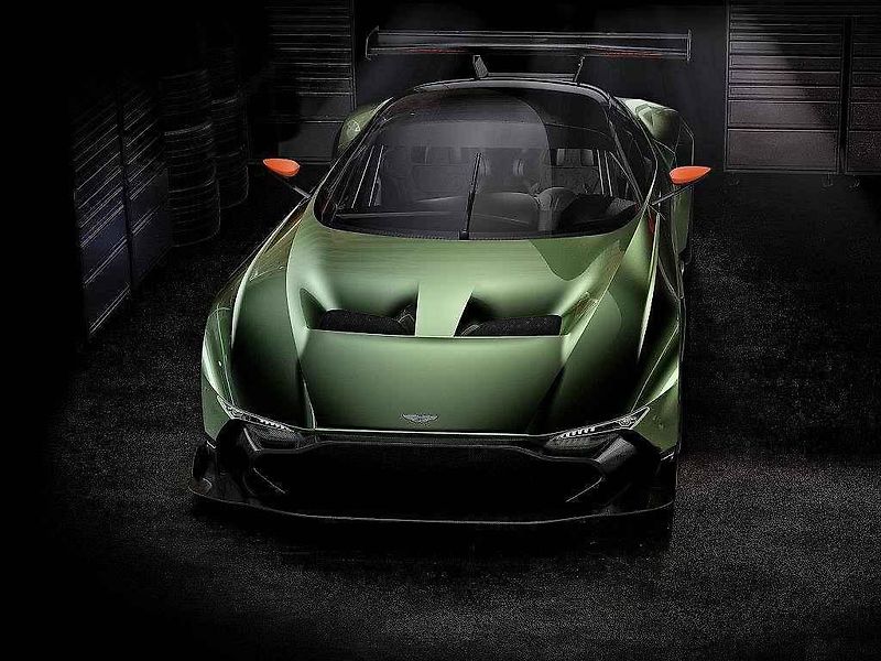 Aston Martin Vulcan.