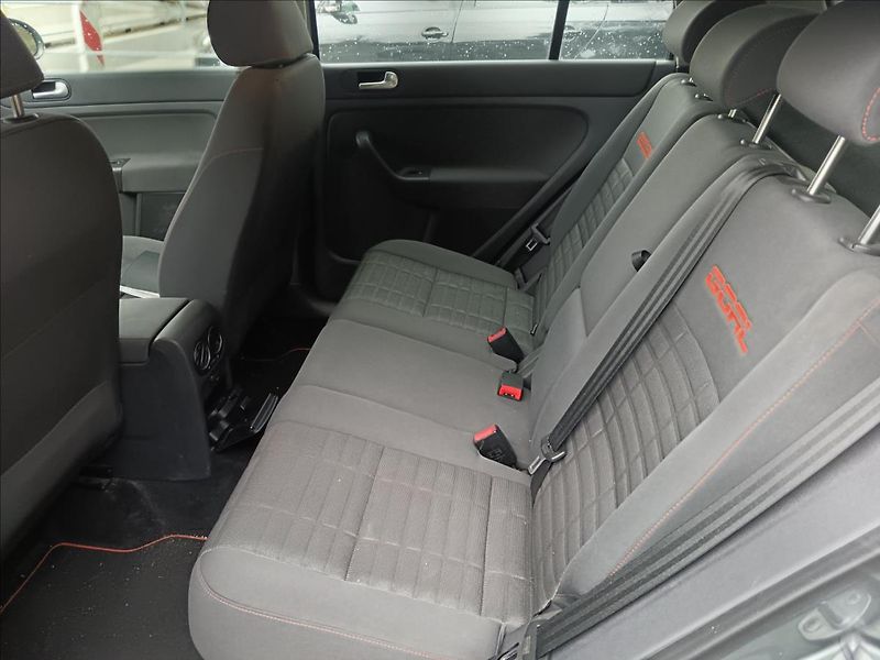 Volkswagen Golf Plus 1,6 i DSG  Goal - fotka 19 z 19