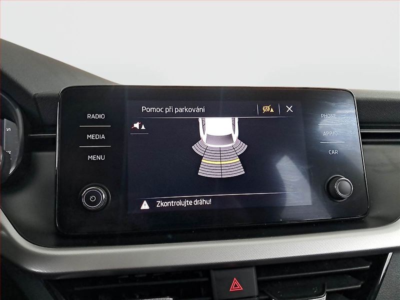 Škoda Scala (2021) 1.0 TSI, Automat, Tempomat - fotka 17 z 20