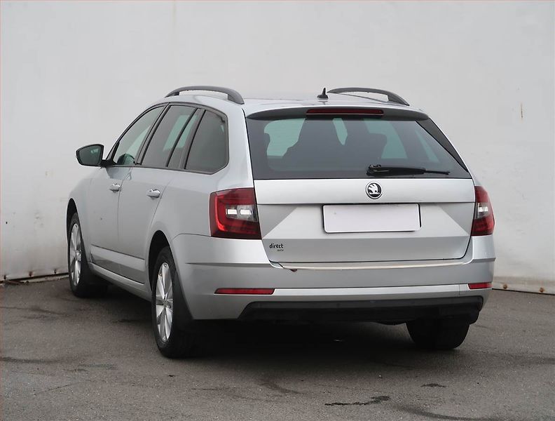 Škoda Octavia (2020) Style 1.6 TDI, Serv.kniha - fotka 4 z 25