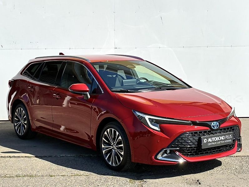 Toyota Corolla 1.8 HSD 140k e-CVT Style - fotka 6 z 22
