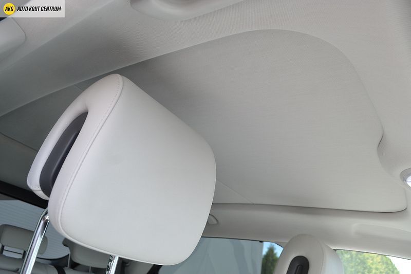 Hyundai Ioniq 5 STYLE PREMIUM 4x4 POWER 84kWh - fotka 21 z 84