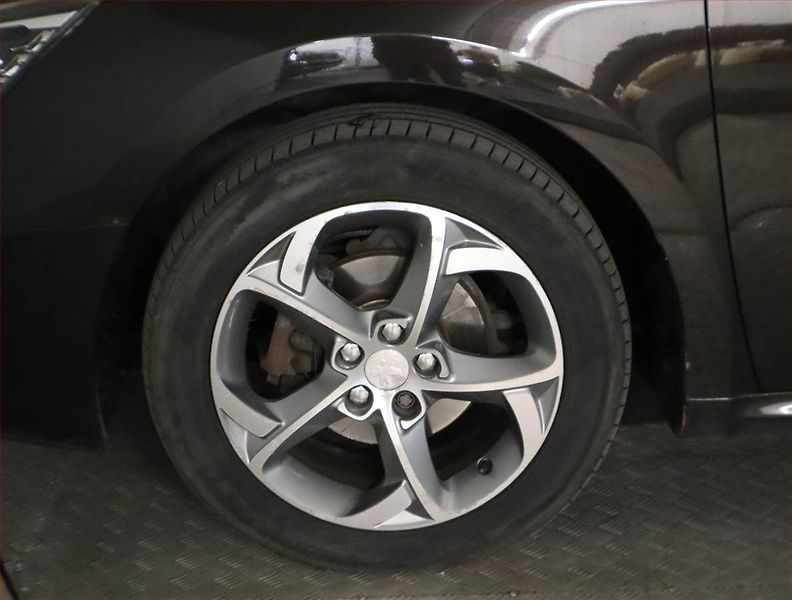 Peugeot 508 (2016) 1.6 BlueHDi, Automat, Navi - fotka 14 z 18