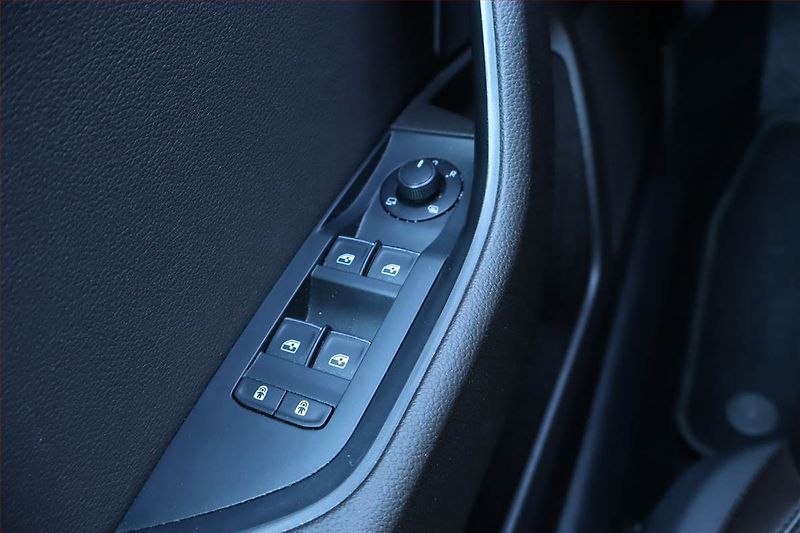 Škoda Superb (2019) Laurin&Klement 2.0 TDI - fotka 22 z 31
