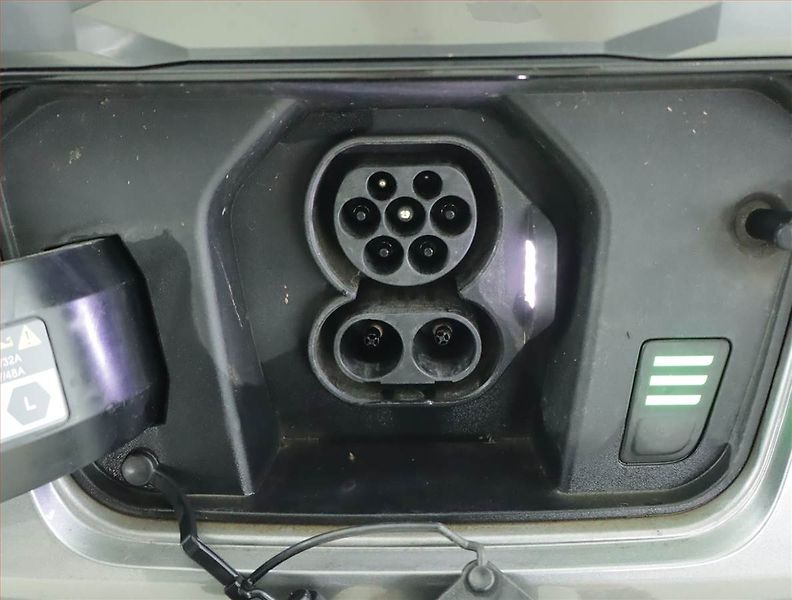 Kia Niro (2023) EV, SoH 100% - fotka 25 z 26
