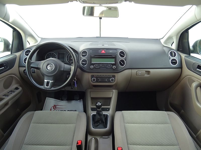 Volkswagen Golf Plus (2010) 1.4i,90kW,1maj,S.kniha,klima - fotka 15 z 23