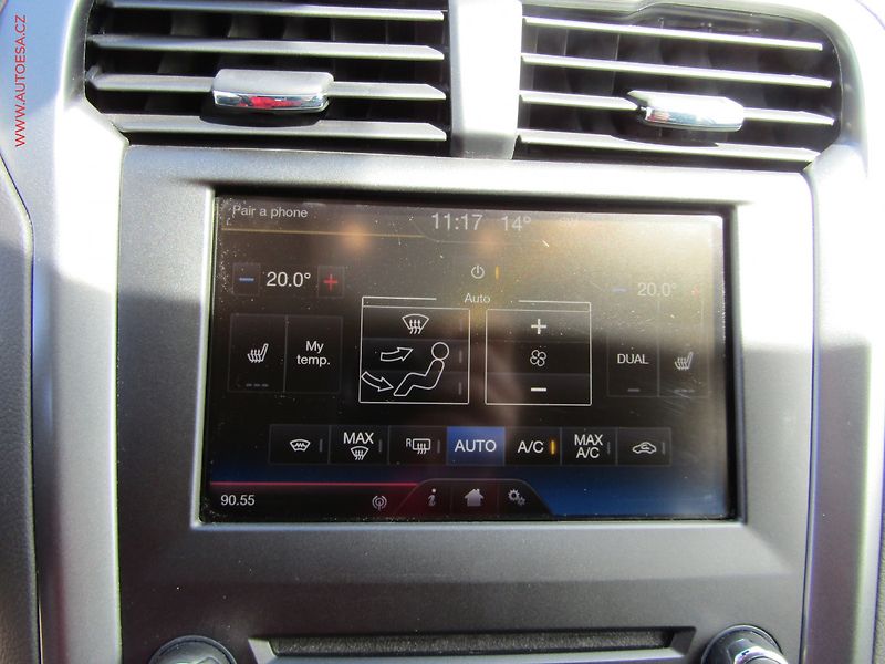 Ford Mondeo (2015) 2.0 TDCi, Titanium, LED, navi - fotka 11 z 26