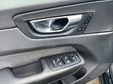 Volvo XC60 2,0 B5 AWD Plus Black Ed. AT - náhled 11