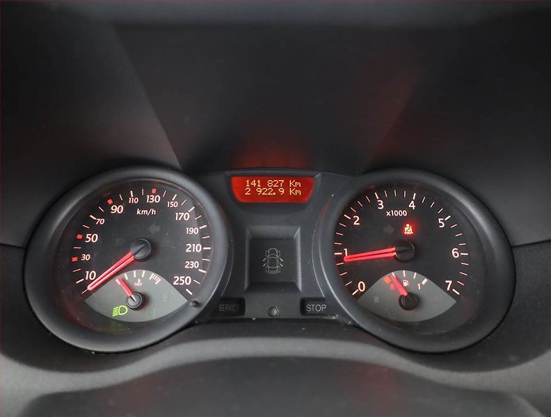 Renault Mégane (2003) 1.4 16V , po STK, Tažné - fotka 8 z 14