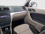Škoda Yeti (2011) 2.0 TDI, 4X4, Xenony - náhled 8