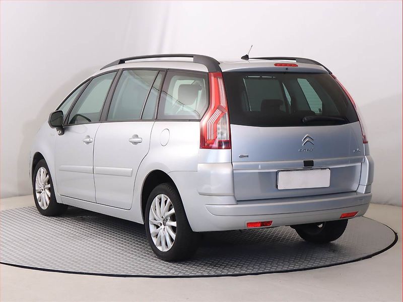 Citroën C4 Picasso (2012) 1.6 HDi, Automat, 7 míst - fotka 4 z 19