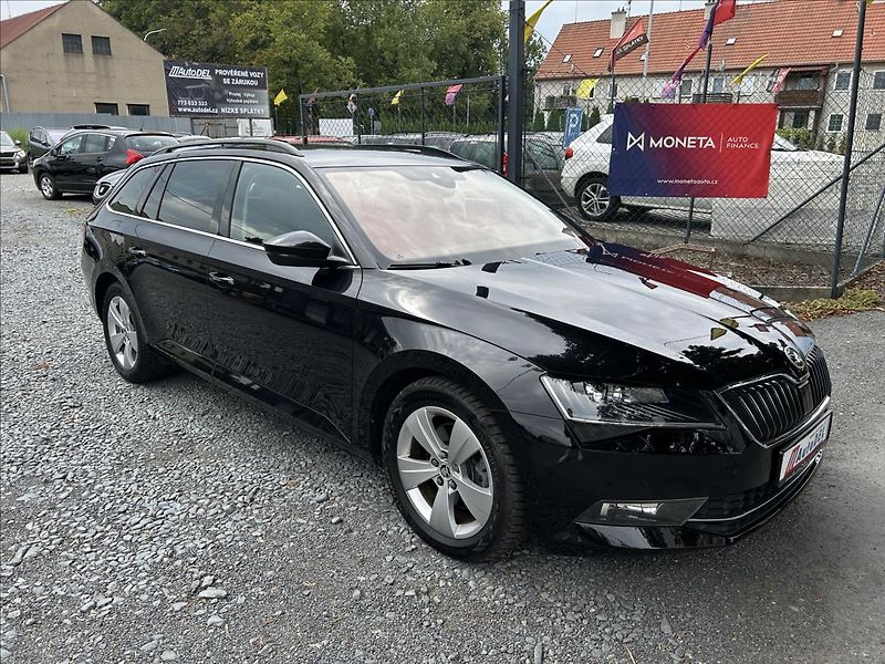 Škoda Superb 2,0 TDi DSG  BIXEN NAVI 1xMaji - fotka 8 z 50