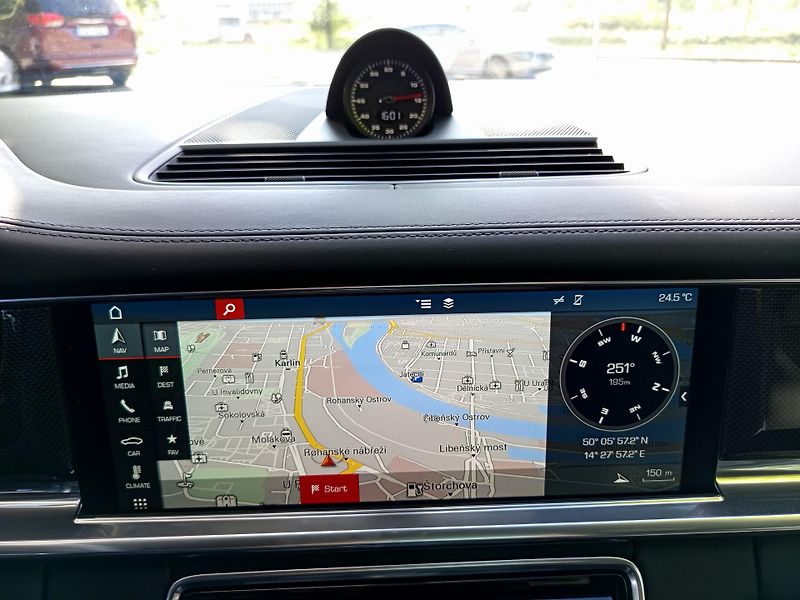 Porsche Panamera 4S diesel, 310 kW - fotka 19 z 28