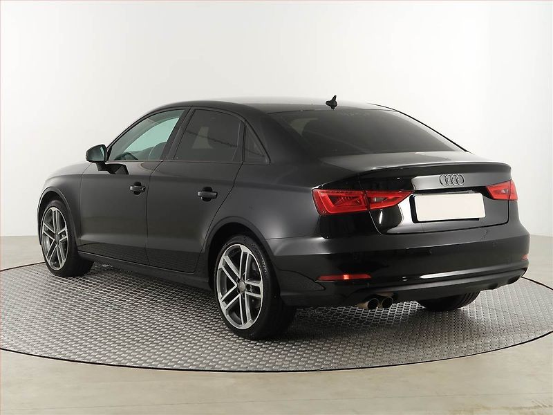 Audi A3 (2014) 2.0 TDI, Automat, Navi - fotka 4 z 18