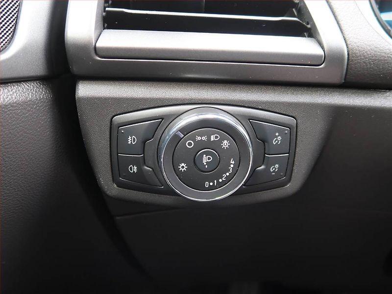 Ford Mondeo (2015) Trend 1.5 EcoBoost, Tempomat - fotka 18 z 20