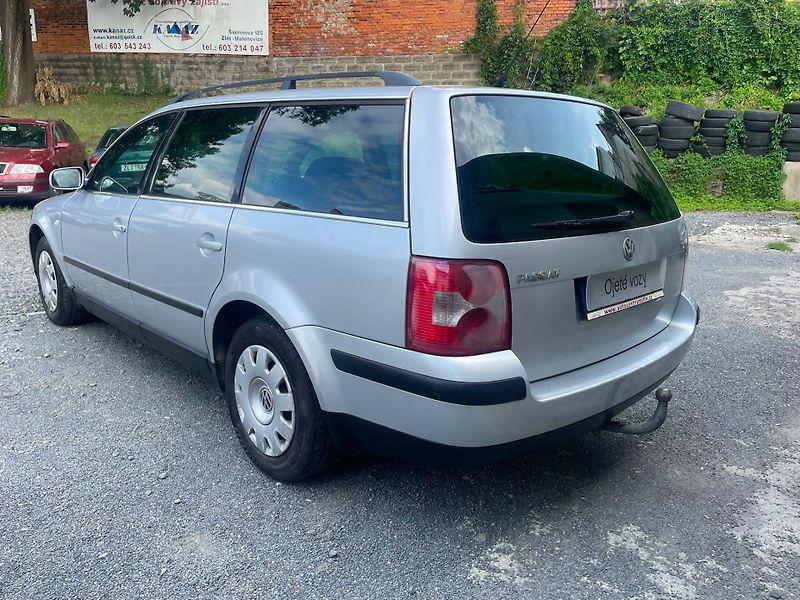 Volkswagen Passat (2003) 1,9 TDi 74 Kw TAŽNÉ - fotka 7 z 12