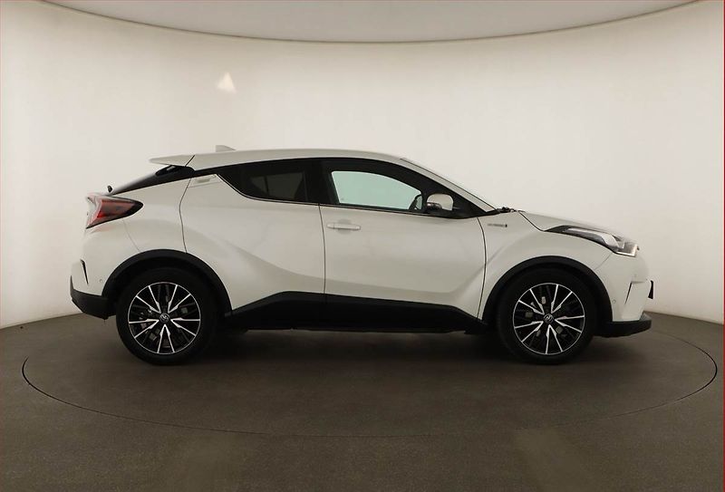 Toyota C-HR (2019) Comfort 1.8 Hybrid - fotka 6 z 18