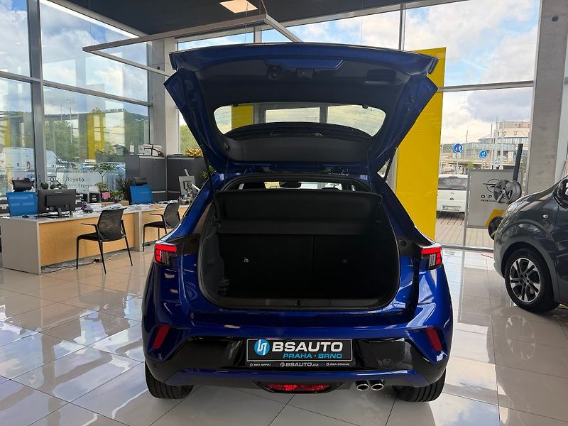 Opel Mokka GS Hybrid 1.2T 107kW eDCT6 - fotka 8 z 25