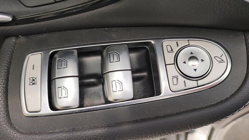 Mercedes-Benz GLC (2022) mild Hyb AMG. - fotka 19 z 31