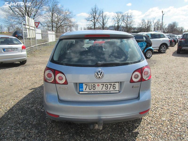 Volkswagen Golf Plus 1,2TSI - 77KW - NOVÝ OLEJ - fotka 6 z 23