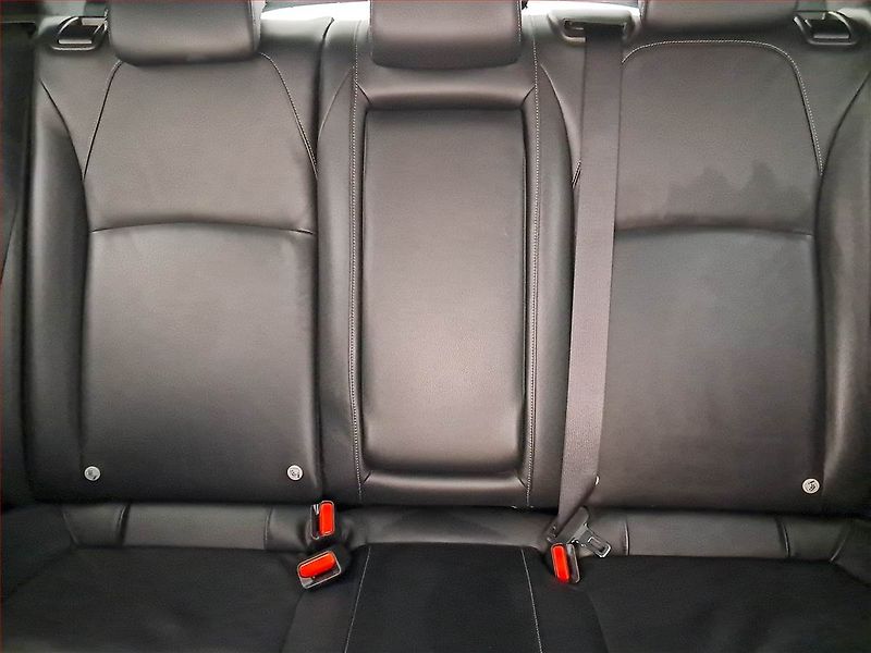 Honda Civic (2018) 1.0 VTEC Turbo, Kůže, Navi - fotka 10 z 17