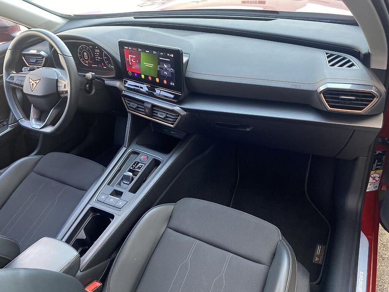 Cupra Formentor 2,0 TSI 140 kW 4WD DSG - fotka 26 z 29