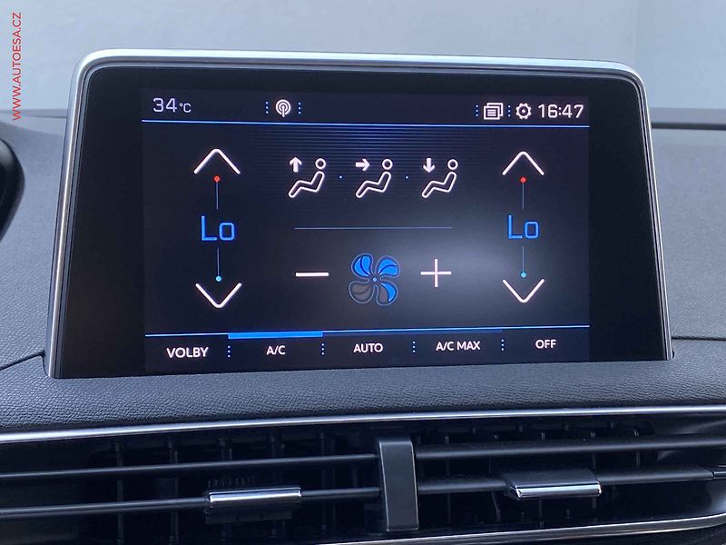 Peugeot 3008 (2019) 1.2 PT, Navi, park.čidla - fotka 14 z 16