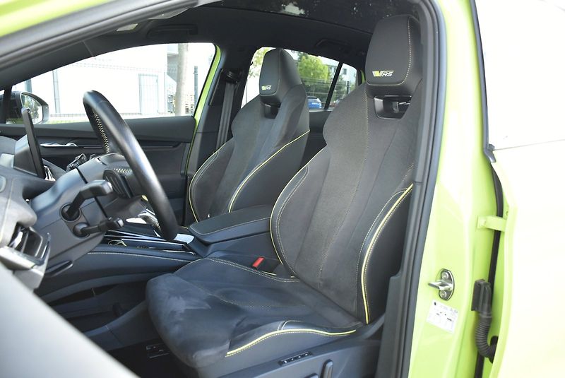 Škoda Enyaq (2023) RS 220 kW 4x4 ADVANCED Paket - fotka 22 z 35