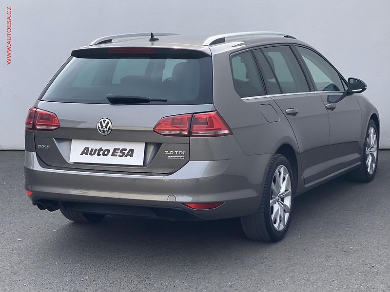 Volkswagen Golf (2013) 2.0 TDi, Highline, DSG, bixen - fotka 4 z 19