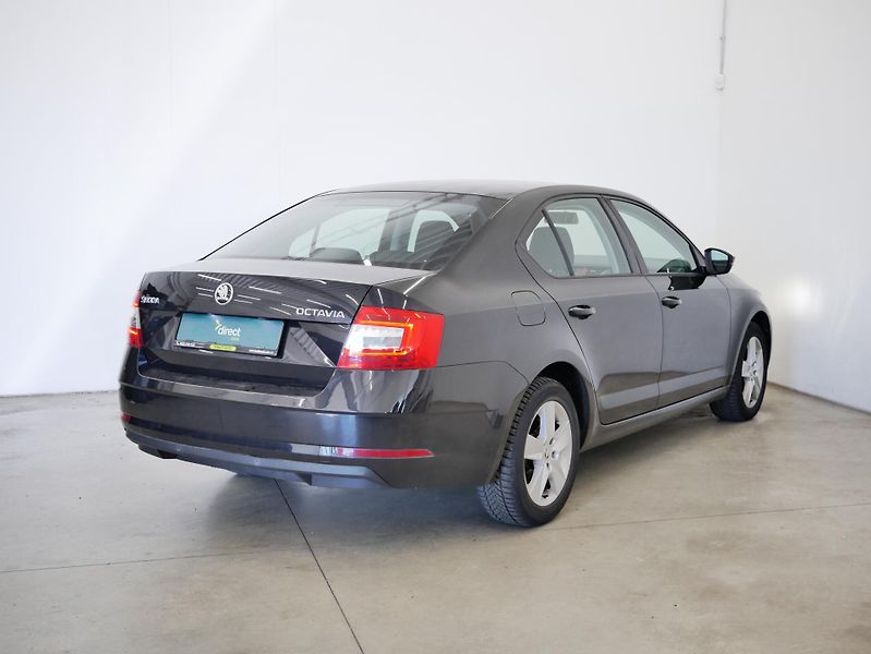 Škoda Octavia - fotka 2 z 6